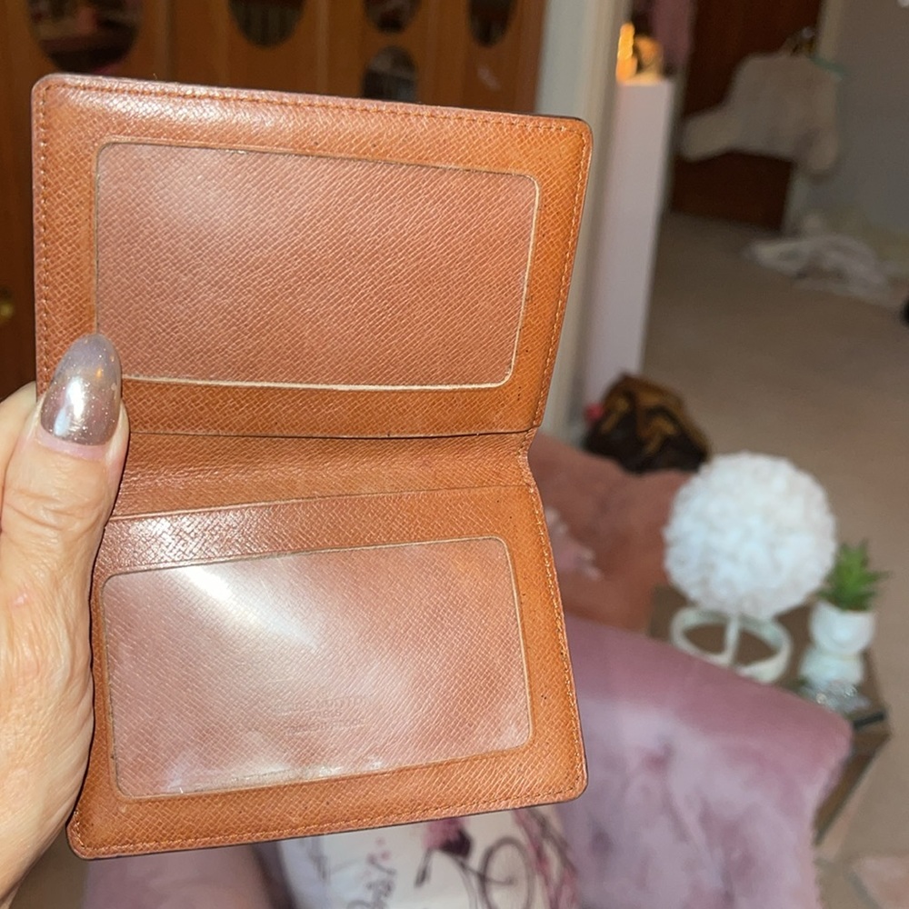 Authentic .Louis Vuitton Monogram Pattern Id Card… - image 7